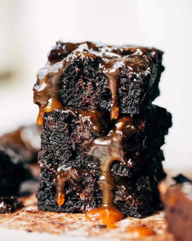 Salted Caramel Brownies — photo 1