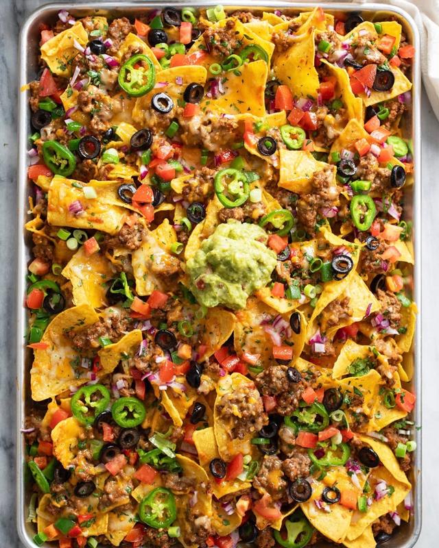 Fully Loaded Nachos — photo 2