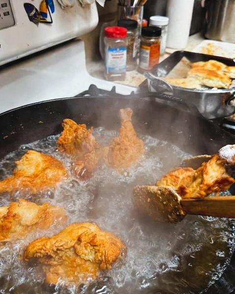 Fried Chicken & Mashed Potatoes Southern Style — photo 2