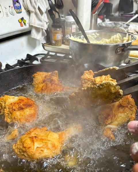 Fried Chicken & Mashed Potatoes Southern Style — photo 3