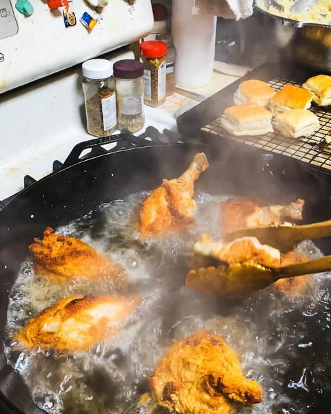 Fried Chicken & Mashed Potatoes Southern Style — photo 5